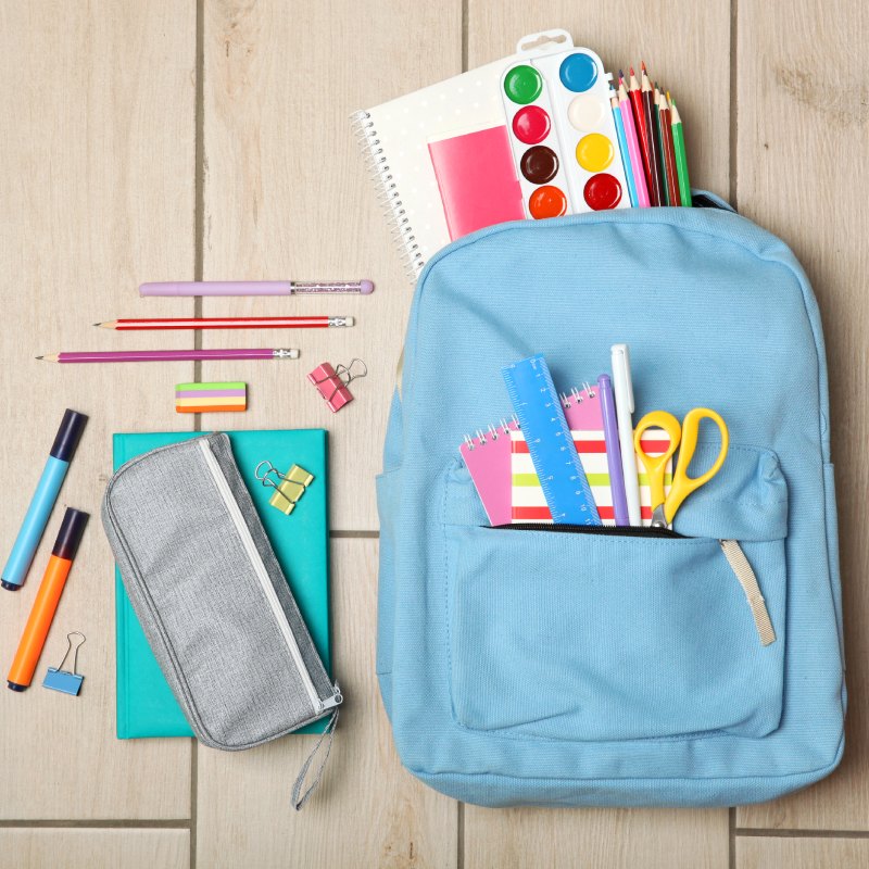 Como montar um mix de produtos para papelarias com porta lápis, estojos e mochilas - Bolsas Raizon